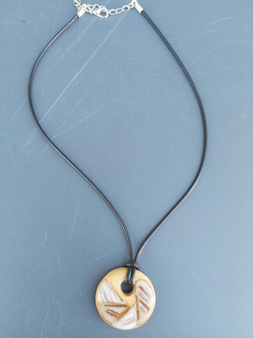 Collier céramique tricolore