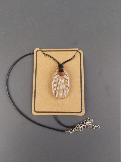 Pendentif caramel et blanc 