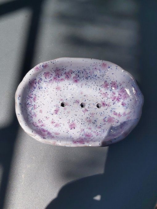 Porte-savon violet moucheté